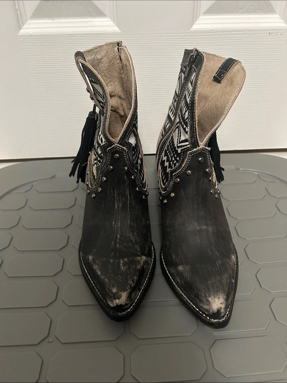 Corral Black Aztec-Pattern Tassel Ankle Booties